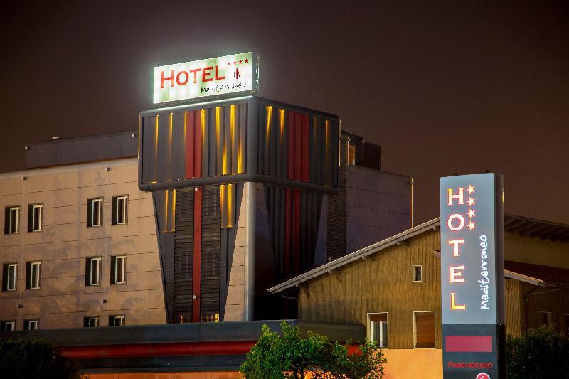Hotel Mediterraneo Stagno Exterior foto